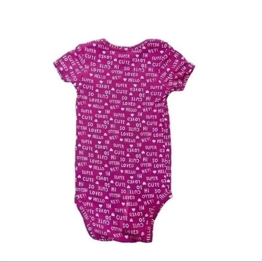 Carter’s Pink Love Graphic Print bodysuit Size 12 Months short sleeve